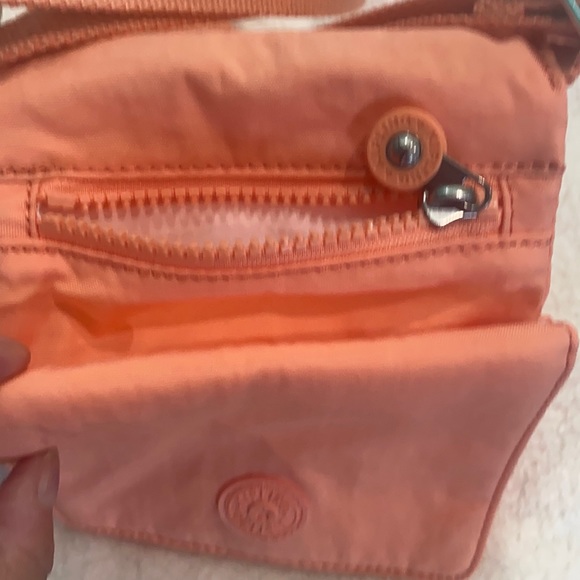 🆕🍑Kipling El Dorado, Peachy Coral Tonal 🍑 - Picture 4 of 7